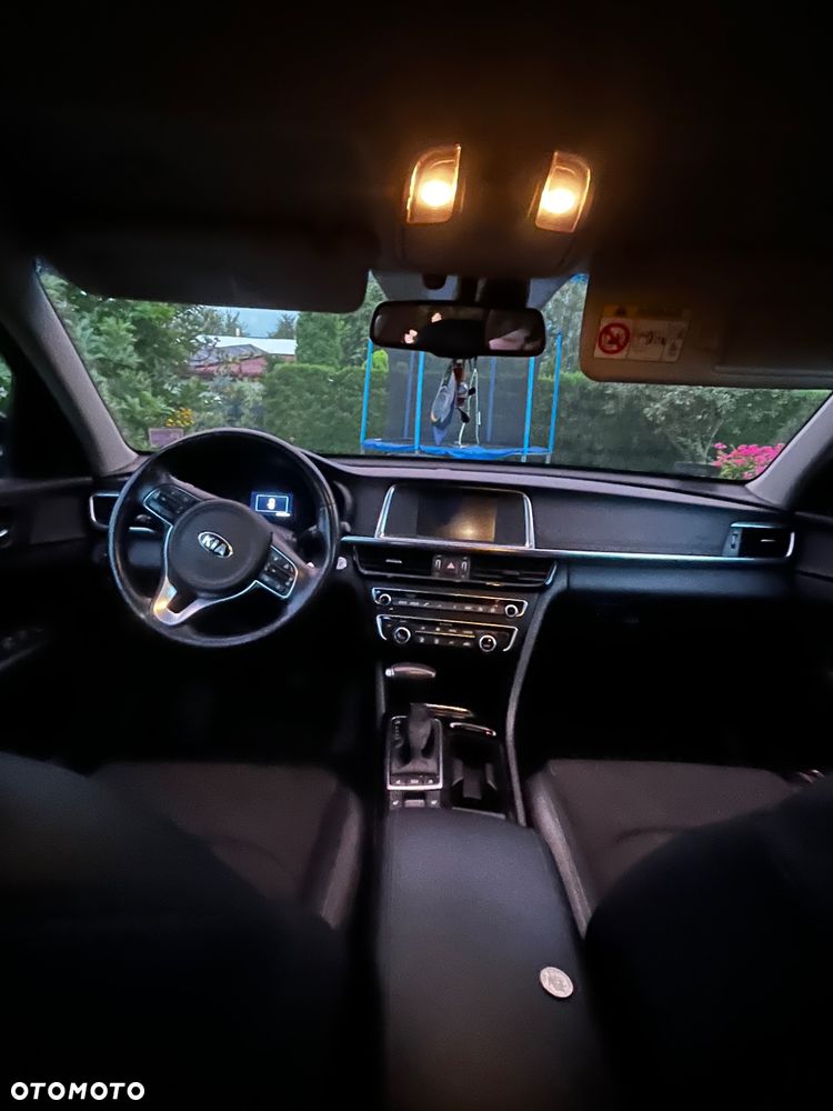 Kia Optima 1.7 CRDI L DCT - 9