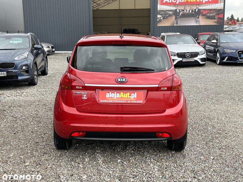 Kia Venga 1.6 Business Line - 11