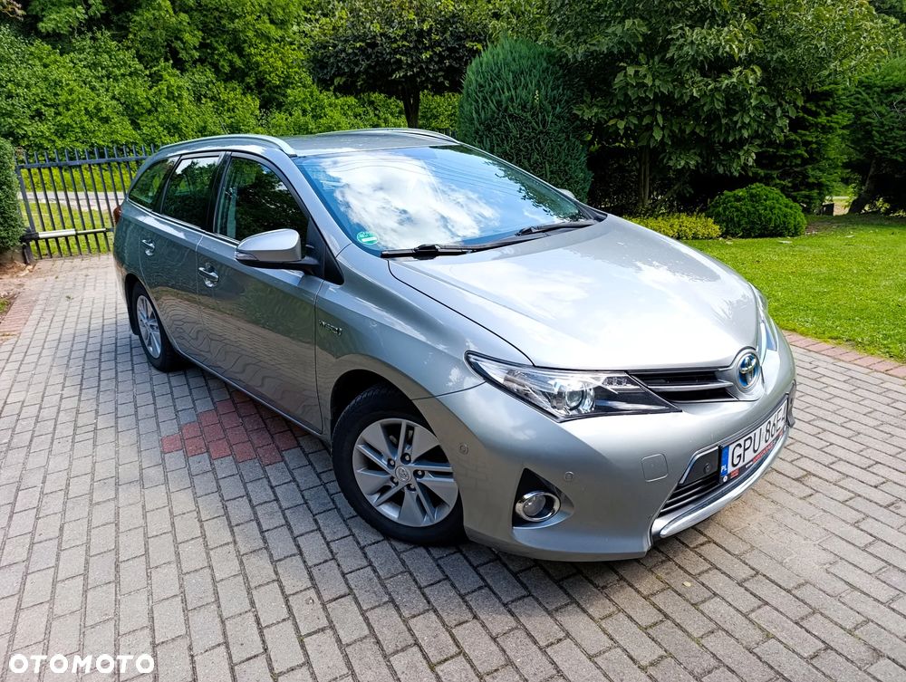 Toyota Auris - 1
