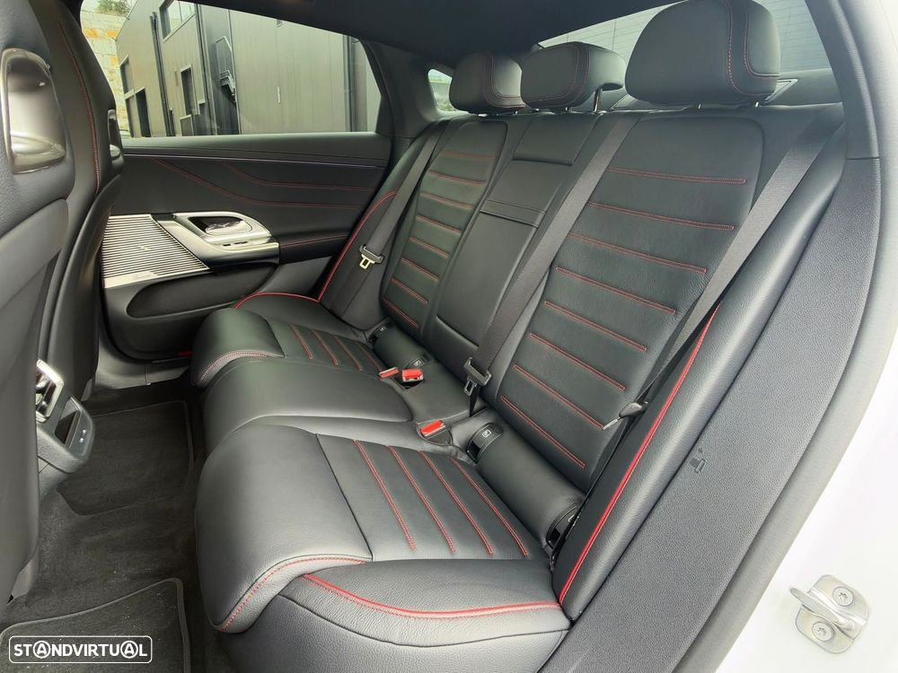 Mercedes-Benz C 400 - 15