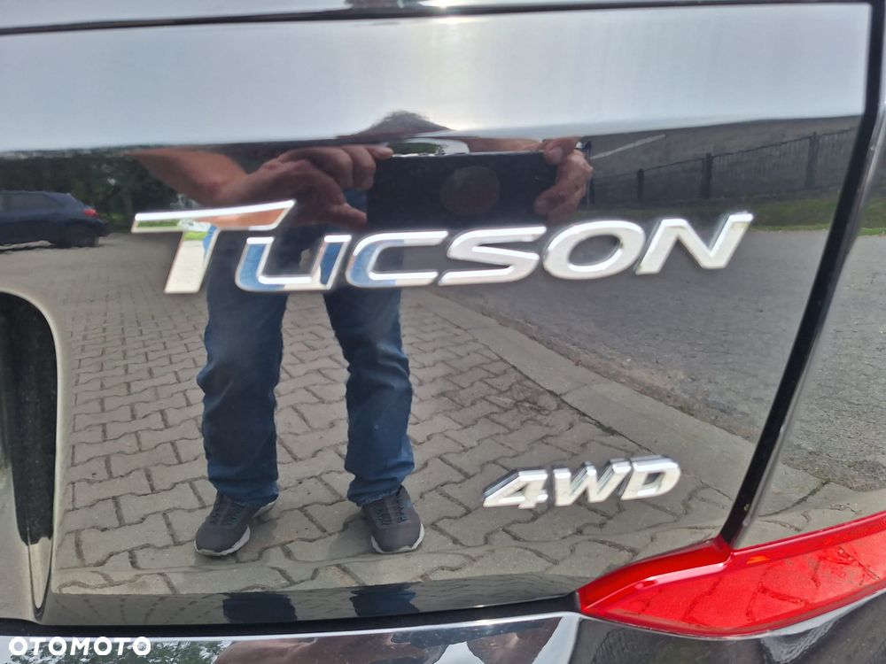 Hyundai Tucson 2.0 CRDI GO 4WD - 26
