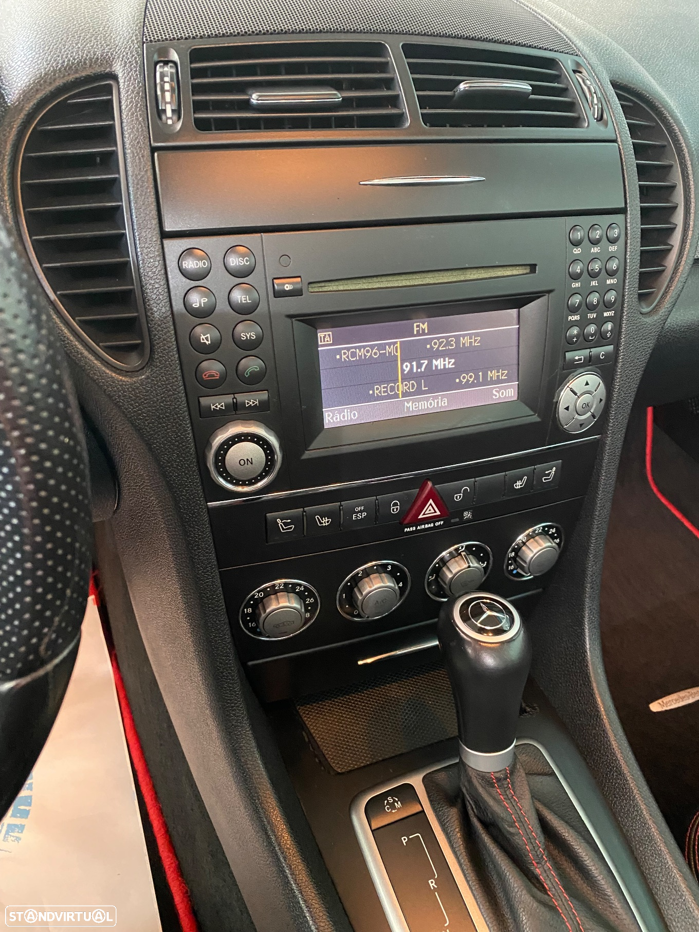 Mercedes-Benz SLK 200 (BlueEFFICIENCY) 7G-TRONIC - 12