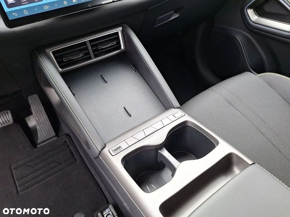 BYD Atto 2 DM-i - 13