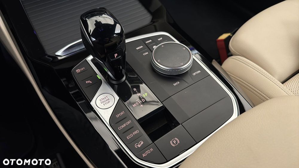BMW X3 xDrive30i mHEV - 18