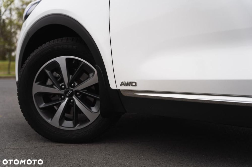 Kia Sorento - 12