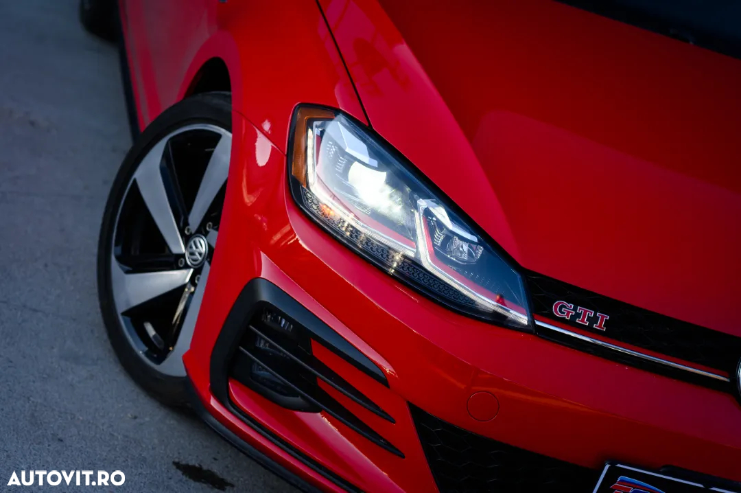 Volkswagen Golf GTI (BlueMotion Technology) - 6