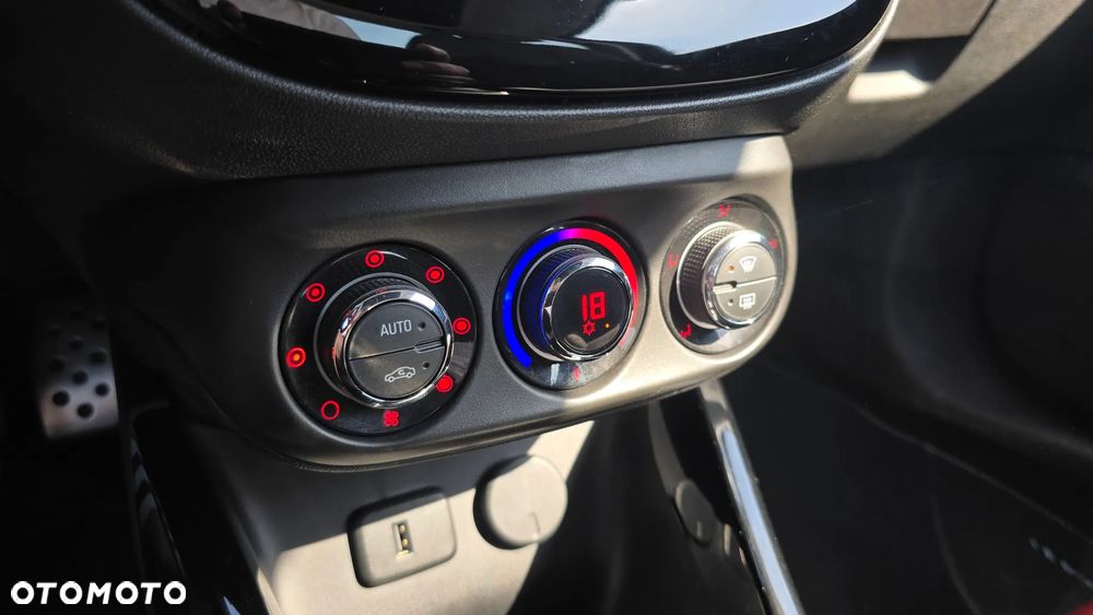 Opel Adam 1.4 Turbo Rocks S - 23