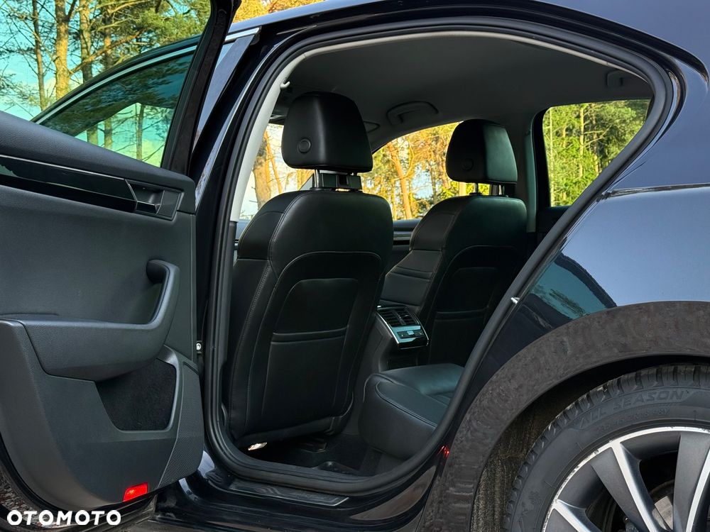 Skoda Superb 2.0 TDI 4x4 L&K DSG - 28