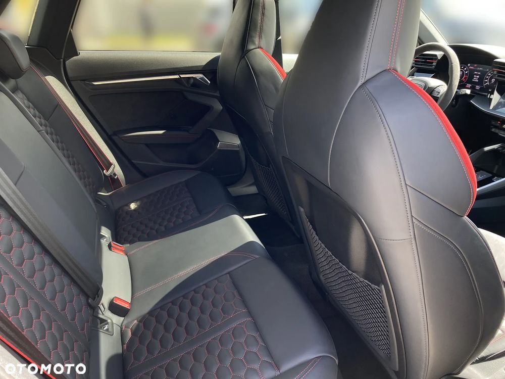 Audi RS3 Sportback - 14