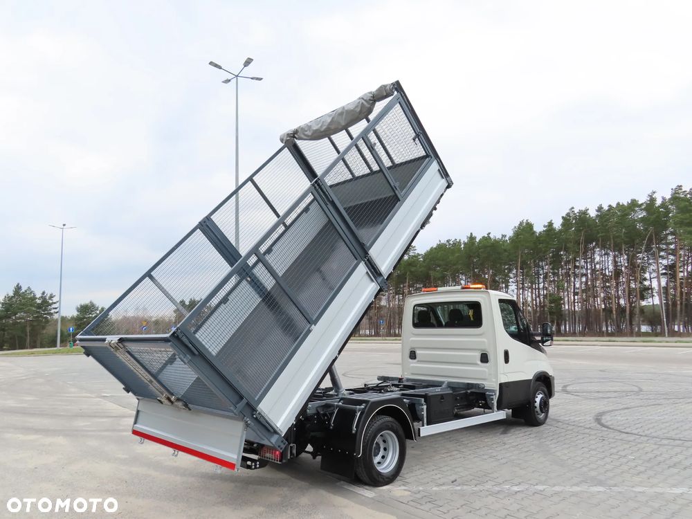 Iveco DAILY 70C16 Wywrotka Siatkowa Kiper Wywrot x 3 Strony 4.20 CM Długi 8 E.Palet Renomowanej Firmy ROMCAR Rozstaw Osi 4100 mm HAK 3500 Kg 40 Tys Km Przeb. Stan Auta JAK NOWY - 4