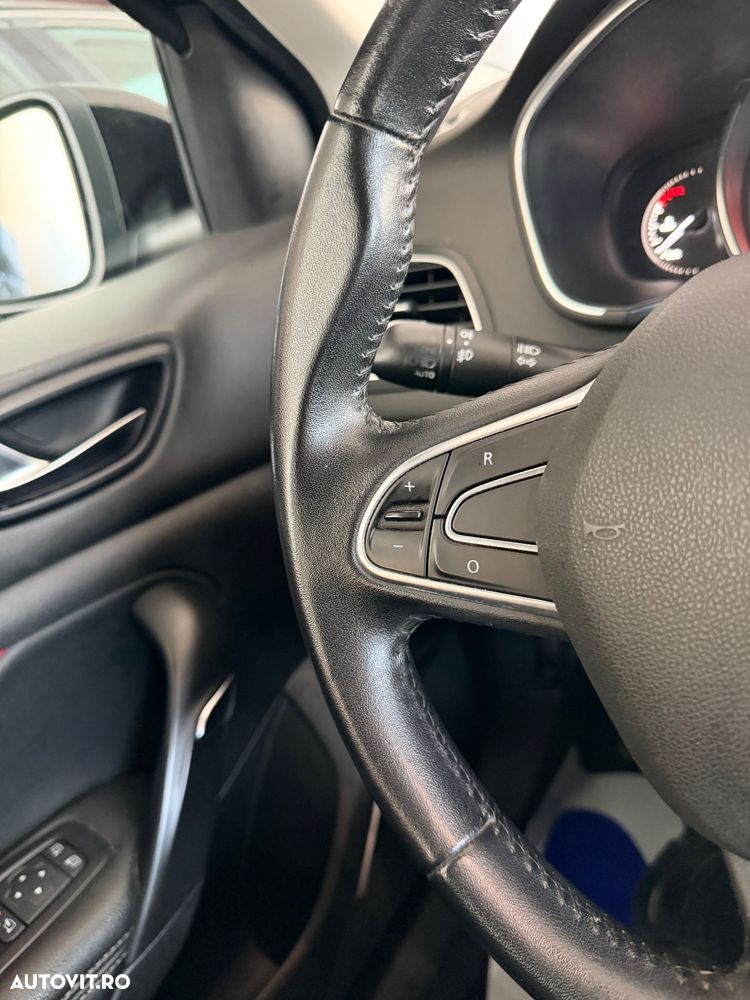 Renault Megane ENERGY dCi 110 INTENS - 22