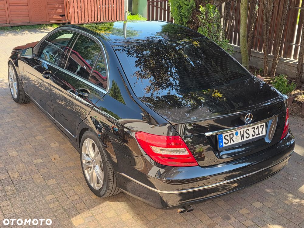 Mercedes-Benz Klasa C 180 BlueEFFICIENCY Avantgarde - 11
