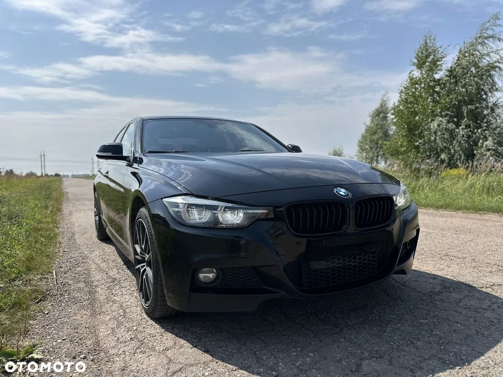 BMW Seria 3 330i xDrive Edition M Sport Shadow - 2
