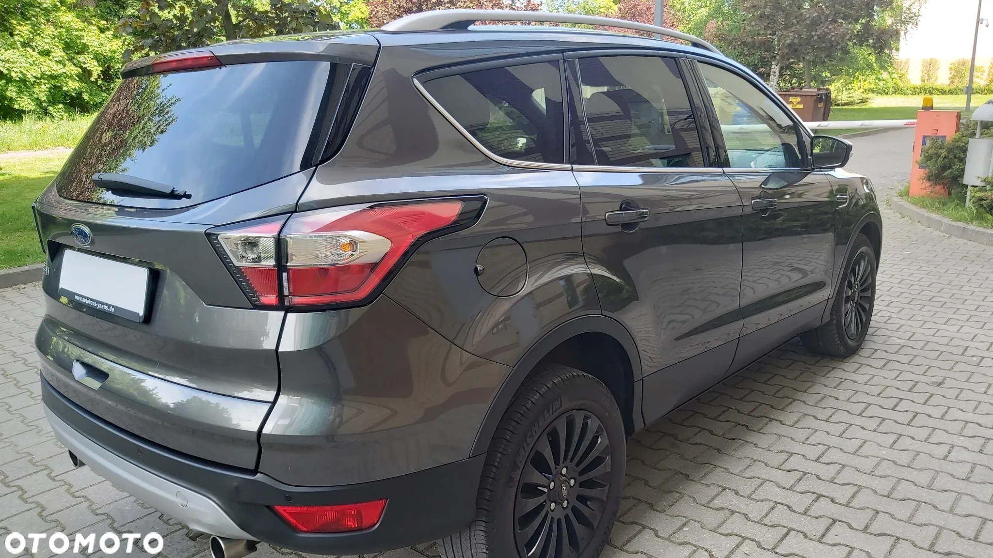 Ford Kuga - 8