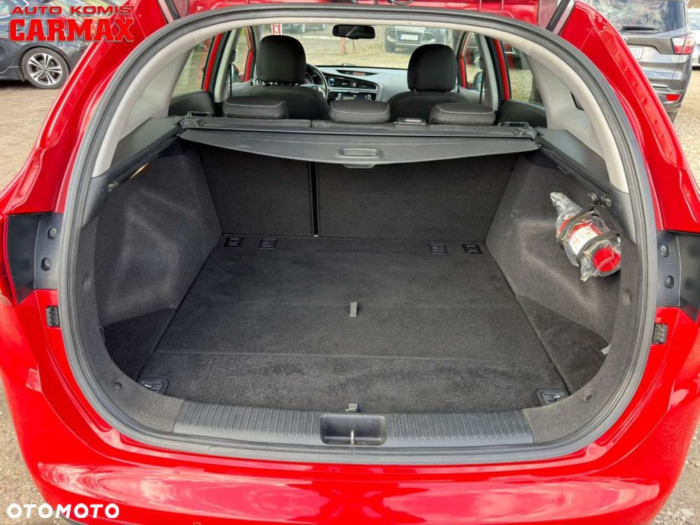 Kia Ceed - 15
