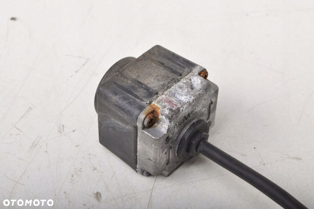 PEUGEOT 3008 I KAMERA COFANIA 980543728A - 5