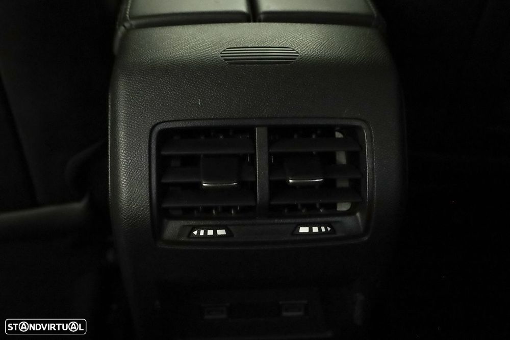 DS DS4 4 1.2 PureTech Performance Line EAT8 - 24