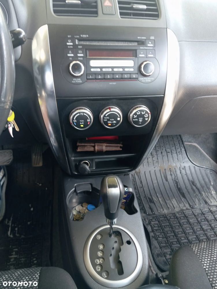Suzuki SX4 2.0 4WD - 9