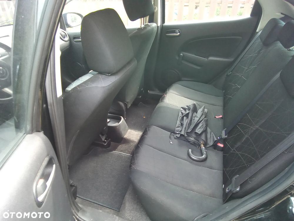 Mazda 2 - 3