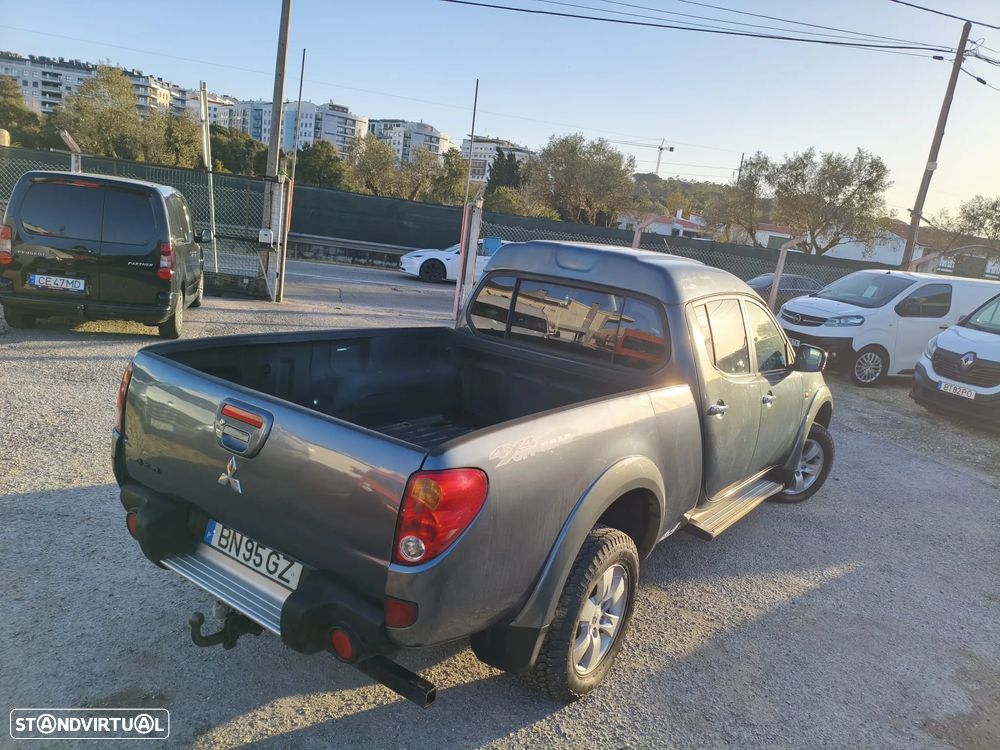 Mitsubishi L200 Pick Up 4x4 Inform Cabine Dupla - 7
