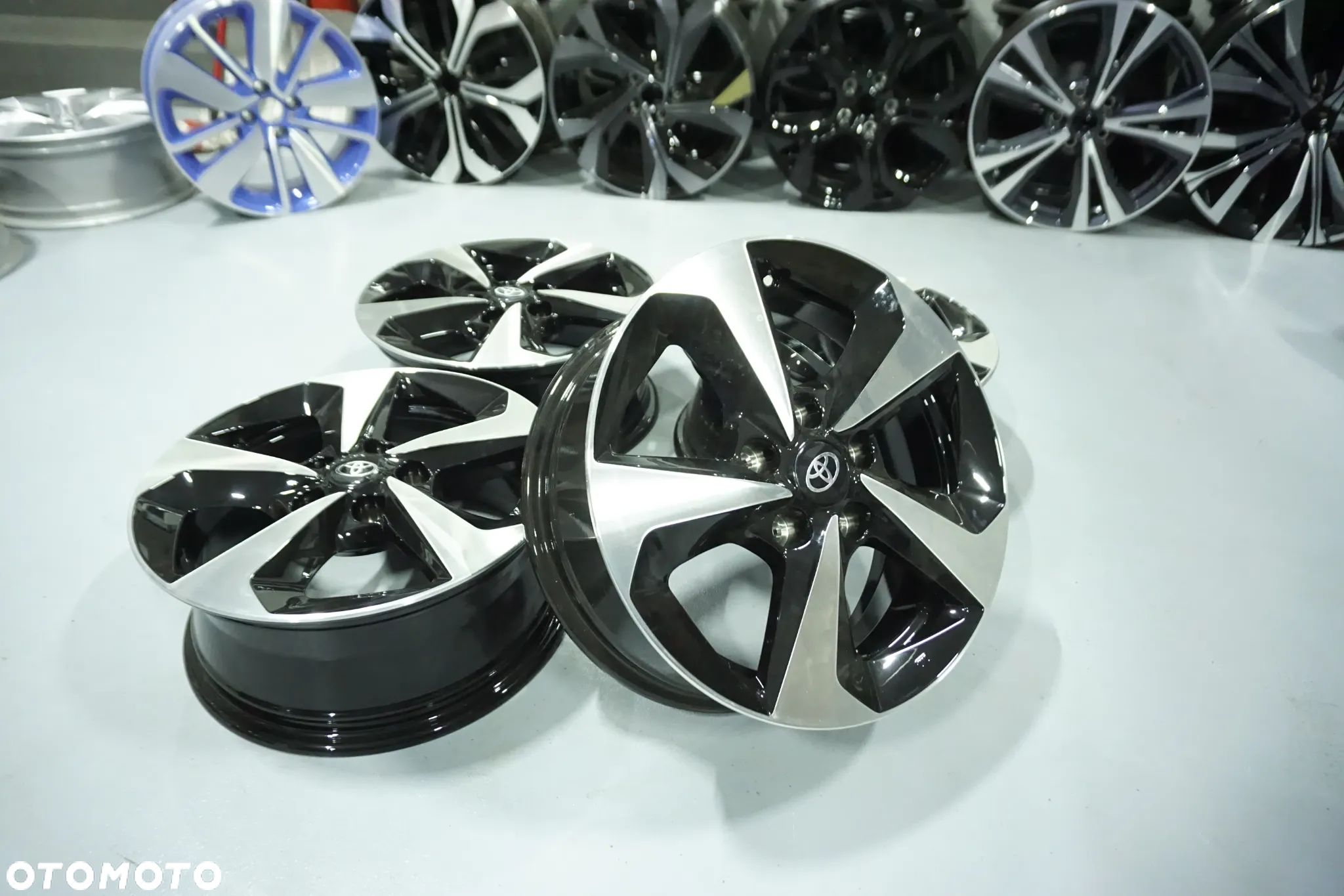 FELGI ALUMINIOWE 16 TOYOTA AURIS RAV 4 CAMRY 4 AVENSIS YARIS CROSS COROLLA  CH R 5X114,3 - 1
