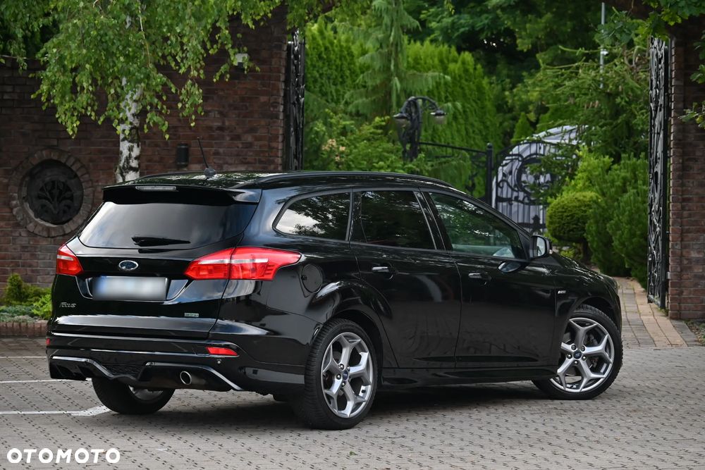 Ford Focus 1.5 EcoBoost Start-Stopp-System ST-LINE - 14