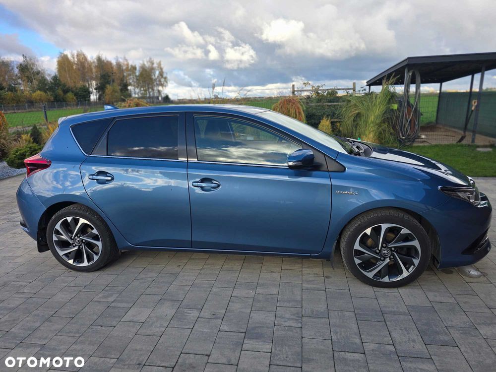 Toyota Auris 2015 photo 5