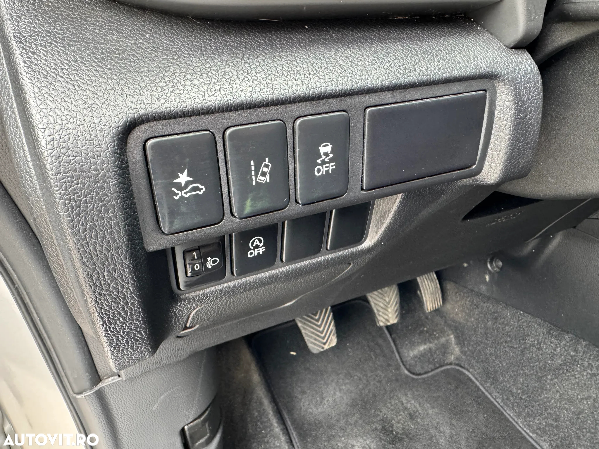 Mitsubishi Eclipse-Cross 1.5-litre 16-valve DOHC MIVEC Inform - 8