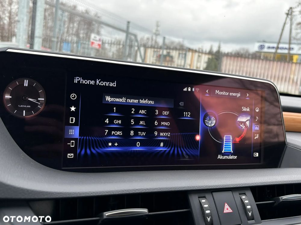 Lexus ES 300h Omotenashi - 22