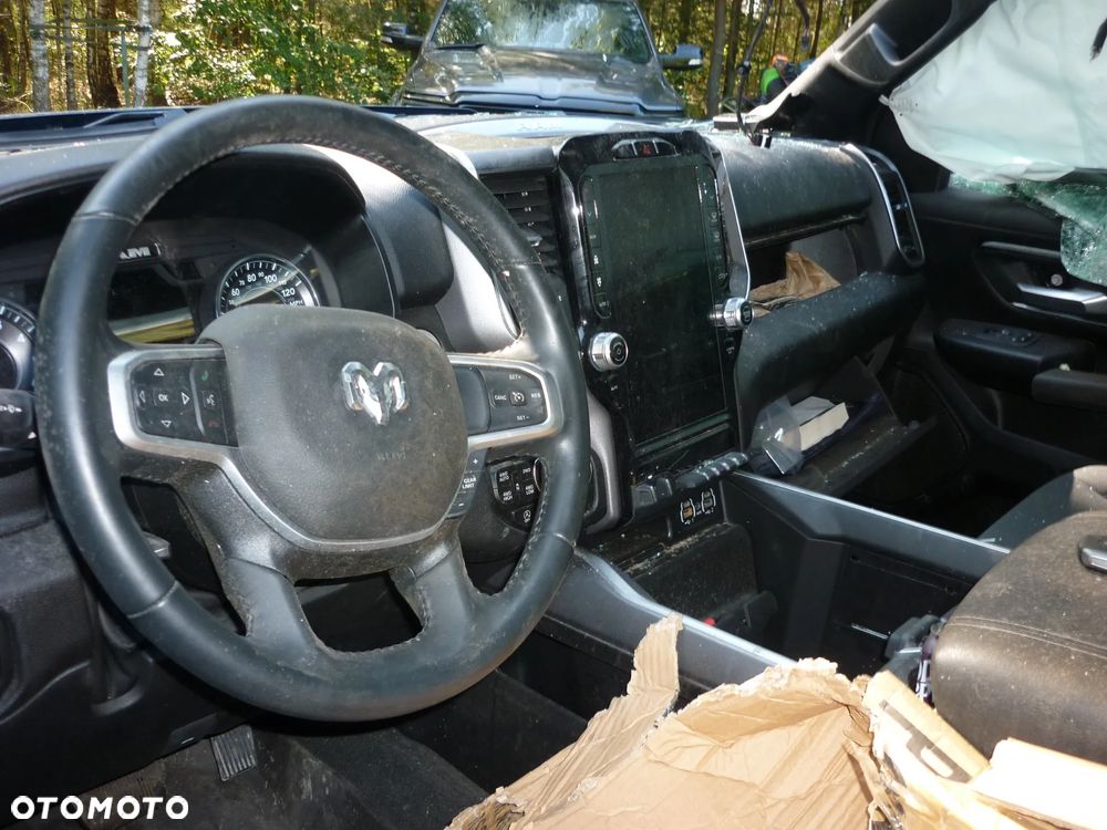 Dodge RAM 5.7 4x4 - 9