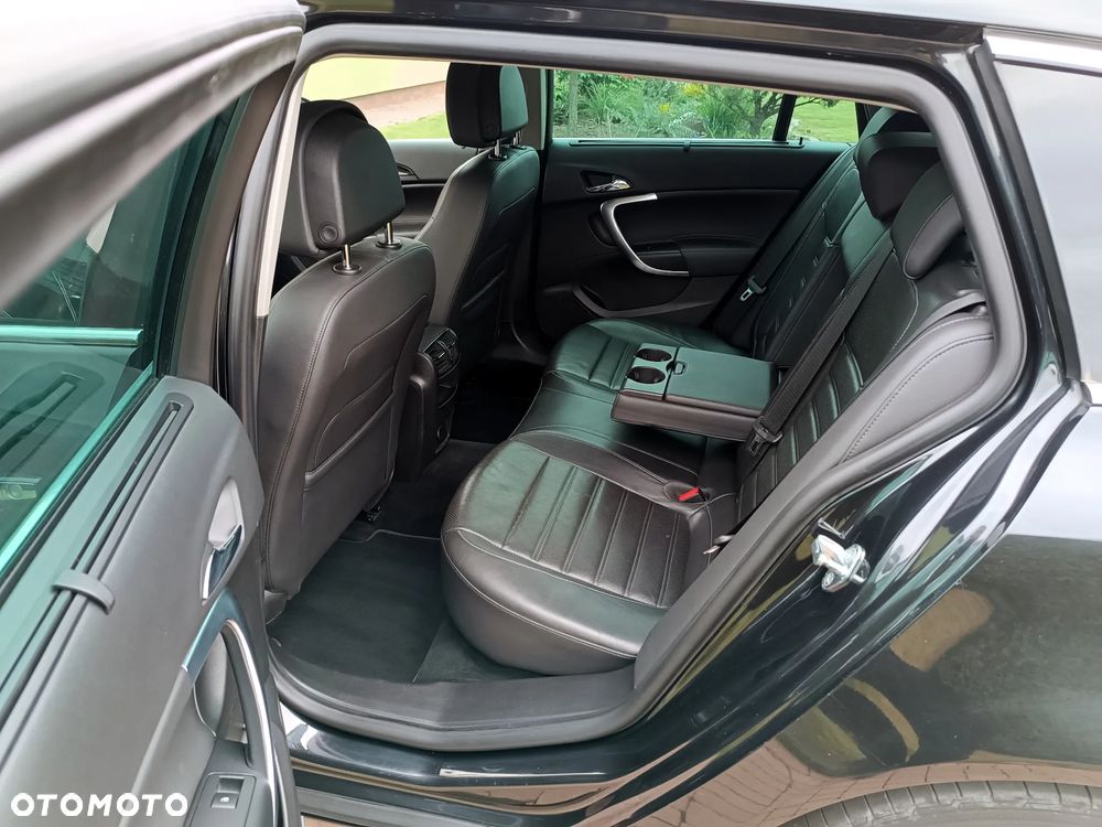 Opel Insignia 2.8 V6 Turbo 4x4 Automatik Cosmo - 16