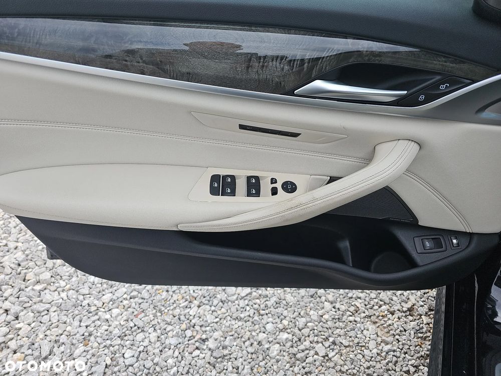 BMW Seria 5 - 13