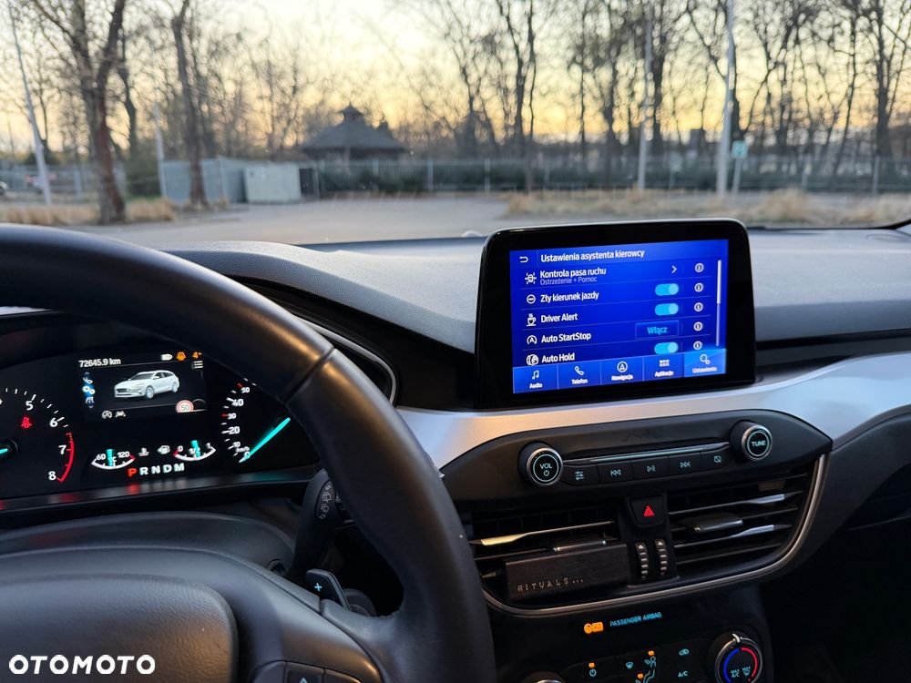 Ford Focus 1.0 EcoBoost Titanium - 13