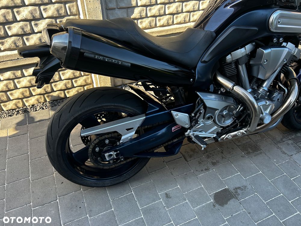 Yamaha MT - 4