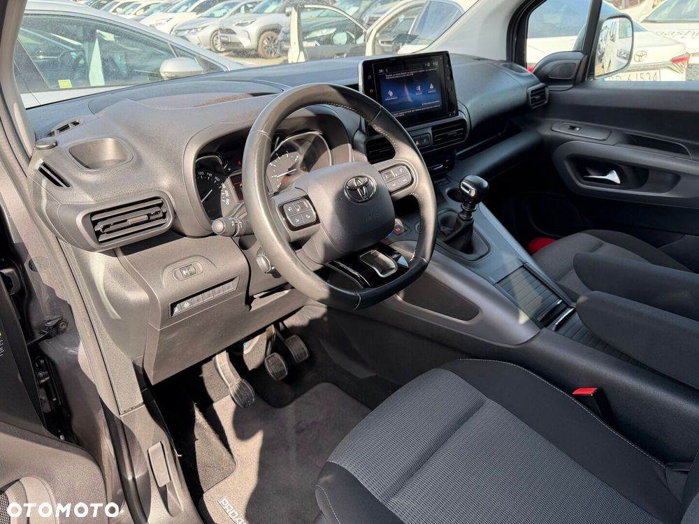 Toyota Proace City Verso 1.5 D-4D Family - 4