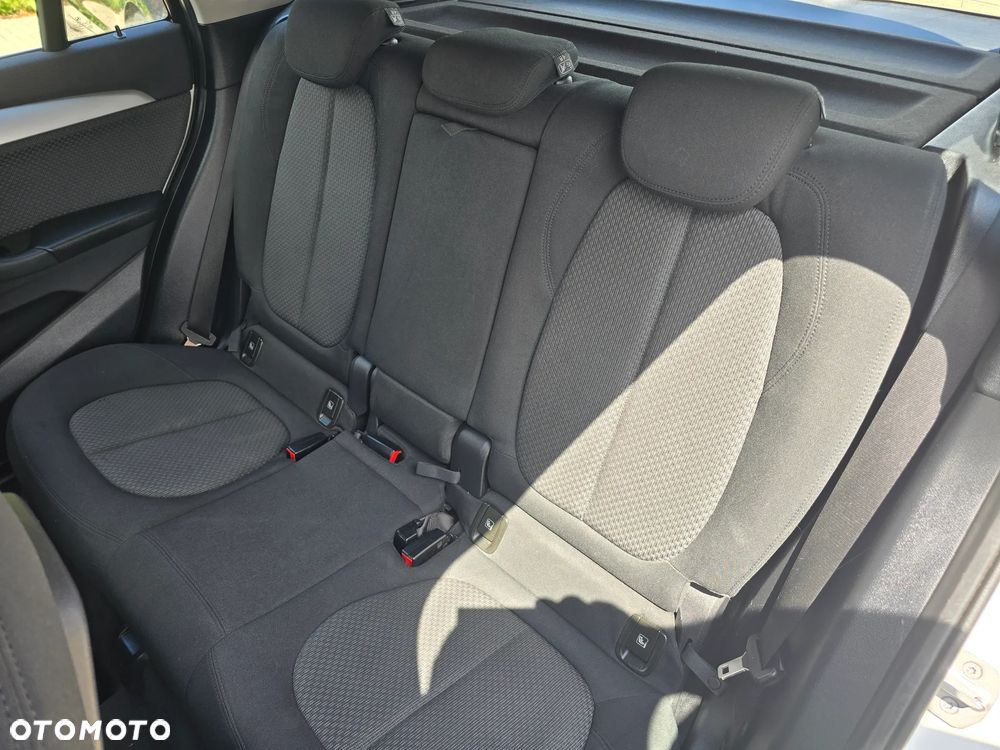 BMW X1 - 13