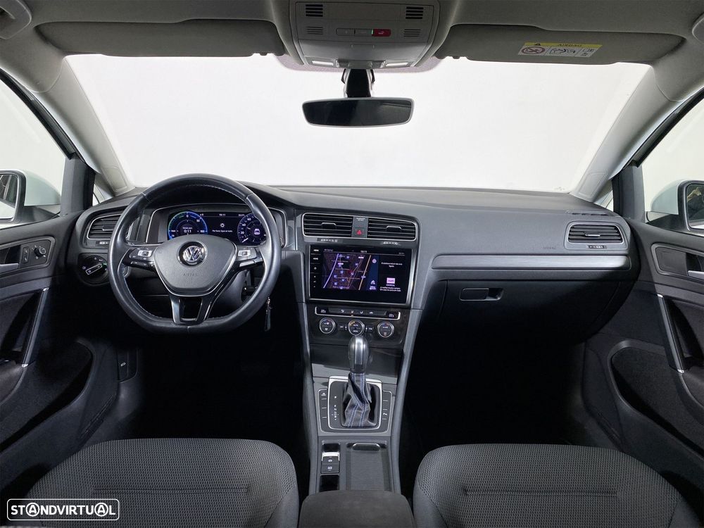 VW e-Golf AC/DC - 16