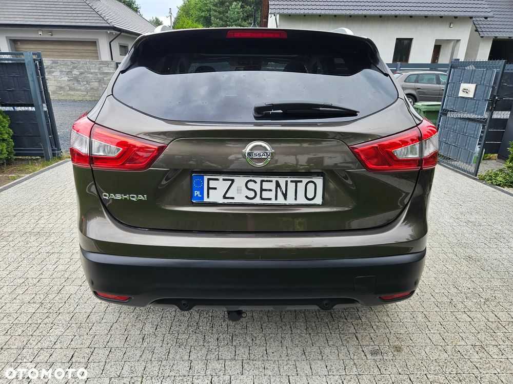 Nissan Qashqai 1.2 DIG-T N-Connecta EU6 - 7