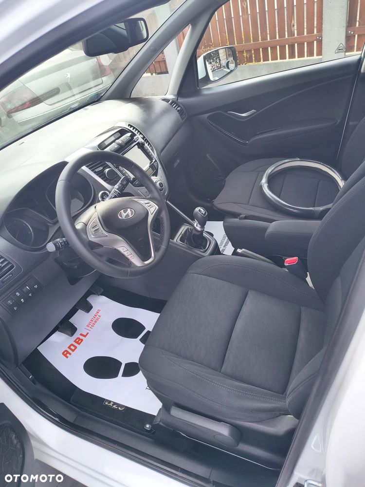 Hyundai ix20 1.4 CRDi Comfort blue - 7