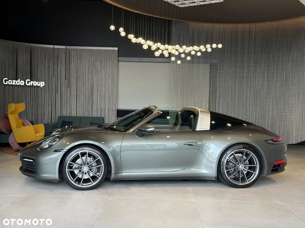 Porsche 911 Targa 4 - 6
