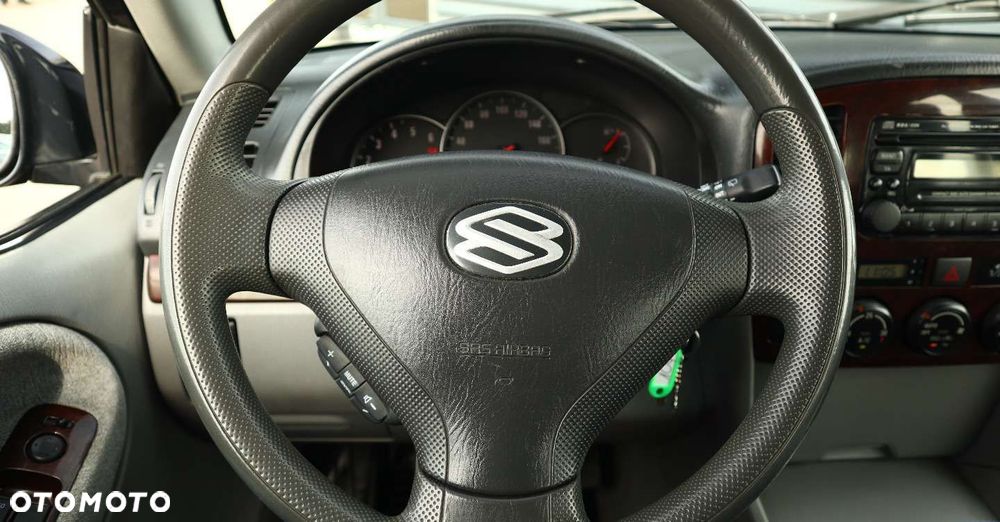 Suzuki Grand Vitara - 22