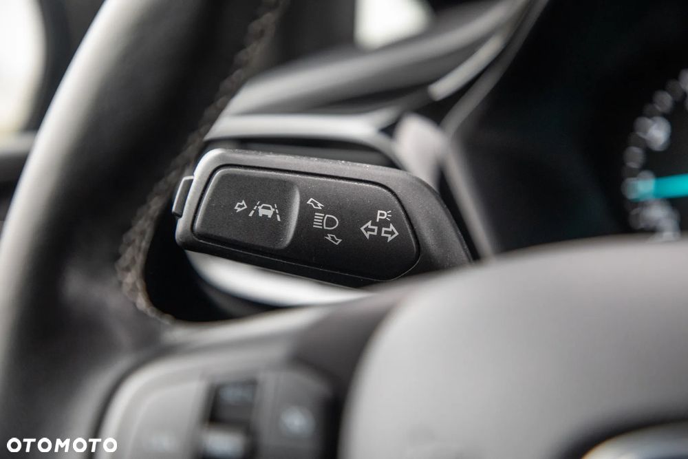 Ford Fiesta 1.0 EcoBoost S&S COOL&CONNECT - 31