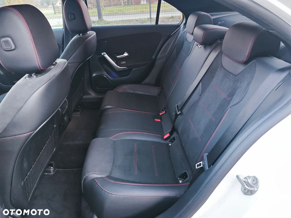 Mercedes-Benz Klasa A 250 E AMG Line 8G-DCT - 14