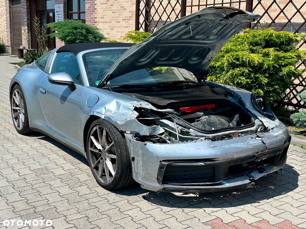 Porsche 911 Carrera 4S PDK - 7