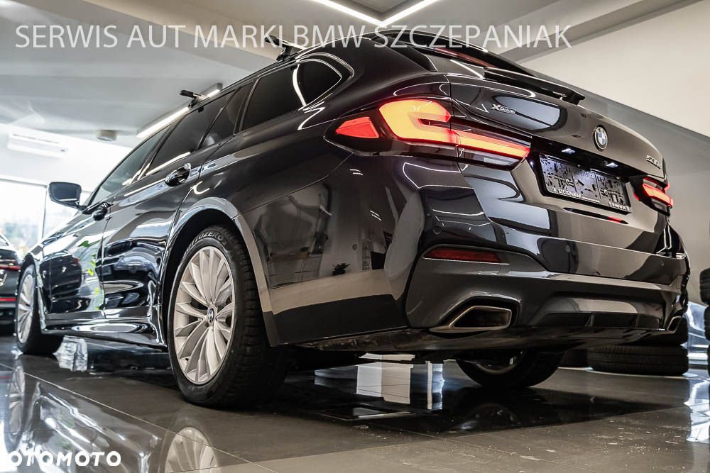 BMW Seria 5 530d xDrive M Sport Edition - 9