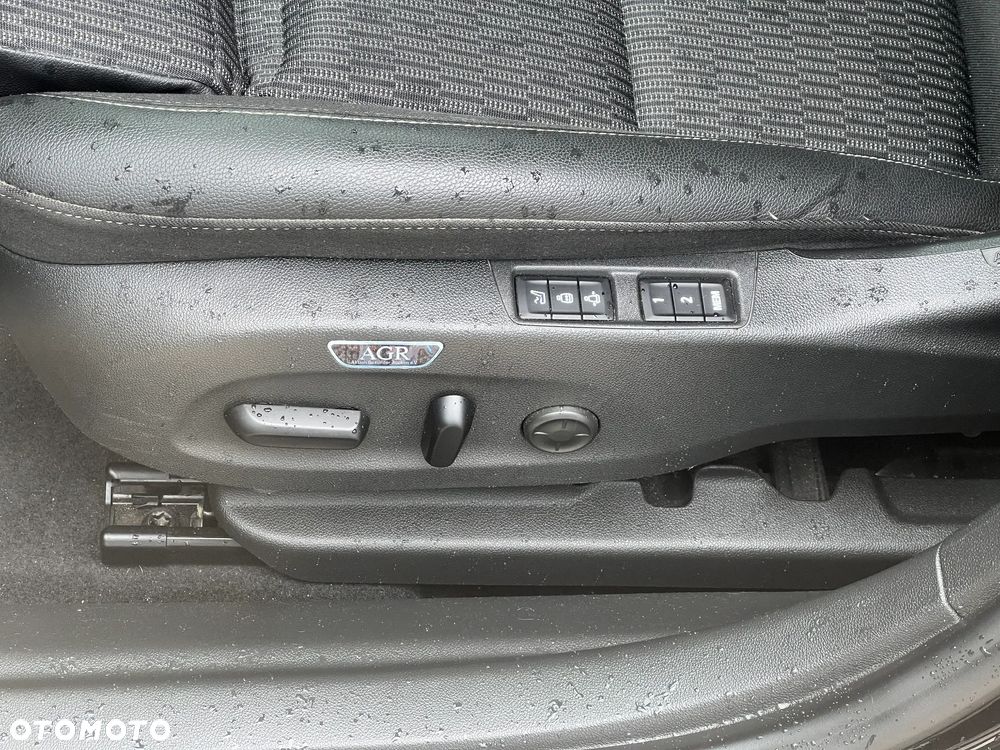 Opel Insignia - 28