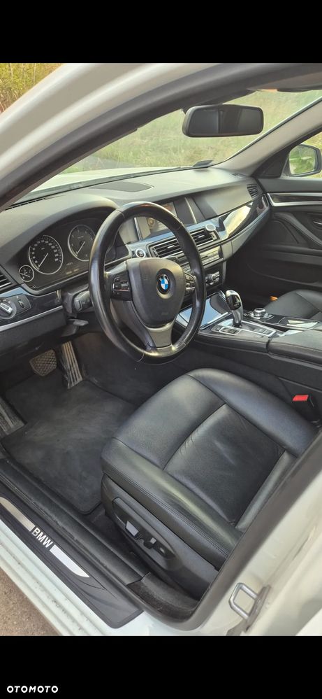 BMW Seria 5 520d - 12