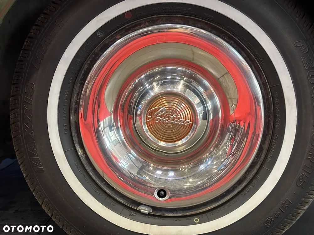 Pontiac Chieftain - 17