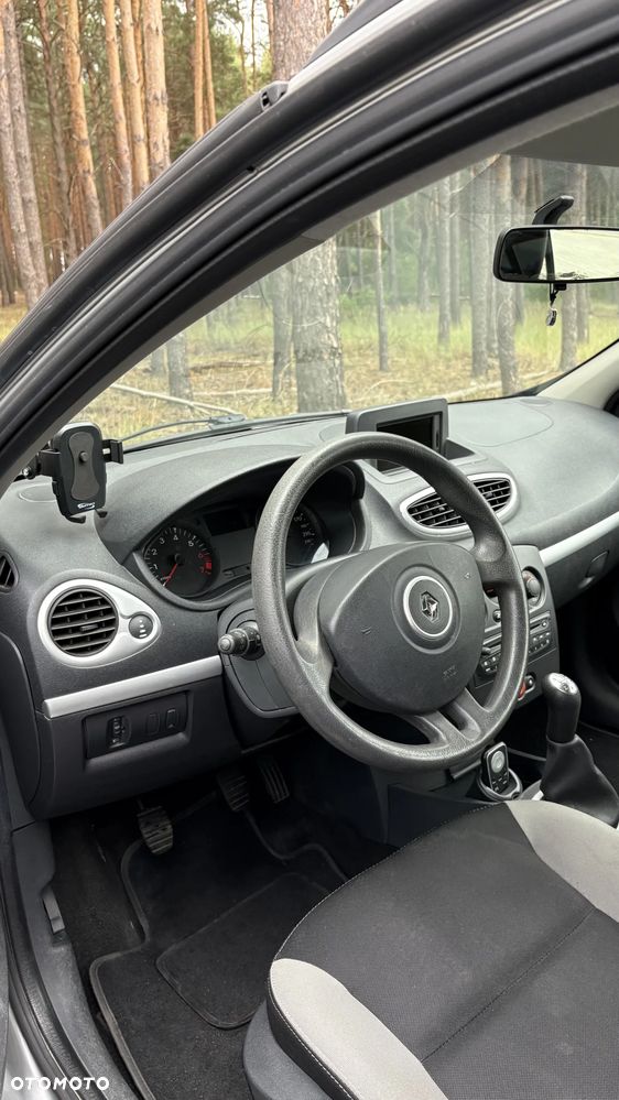 Renault Clio 1.2 16V Alize Euro5 - 18
