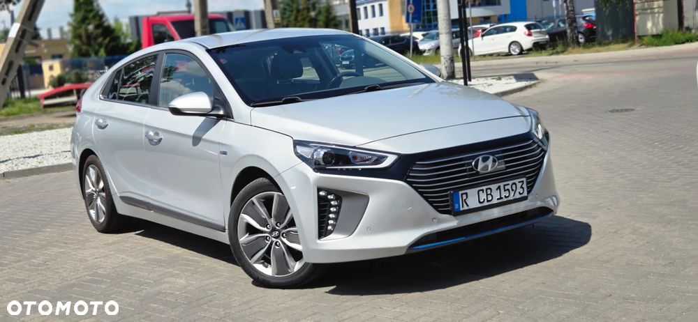 Hyundai IONIQ 1.6 GDI Premium - 4